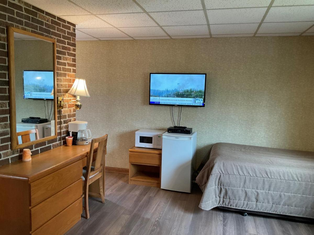 Motel & Hotel La Paysanne Sherbrooke Zewnętrze zdjęcie