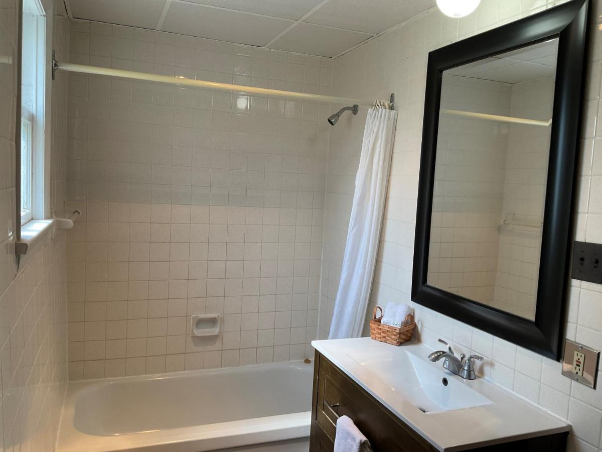 Motel & Hotel La Paysanne Sherbrooke Zewnętrze zdjęcie