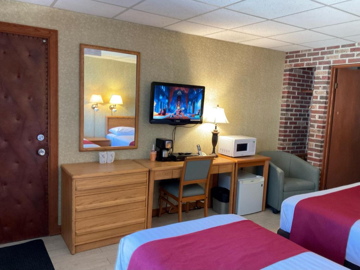 Motel & Hotel La Paysanne Sherbrooke Zewnętrze zdjęcie