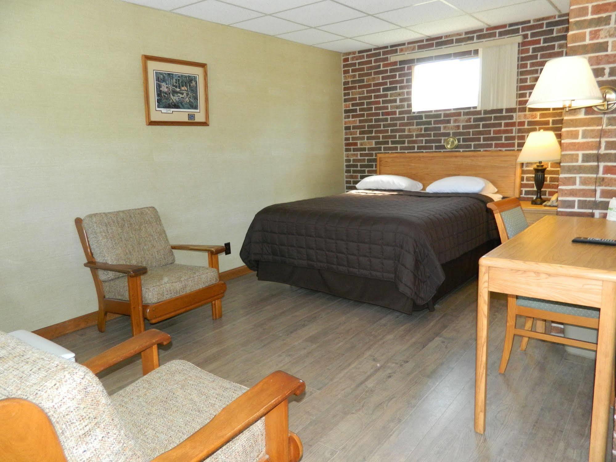 Motel & Hotel La Paysanne Sherbrooke Zewnętrze zdjęcie